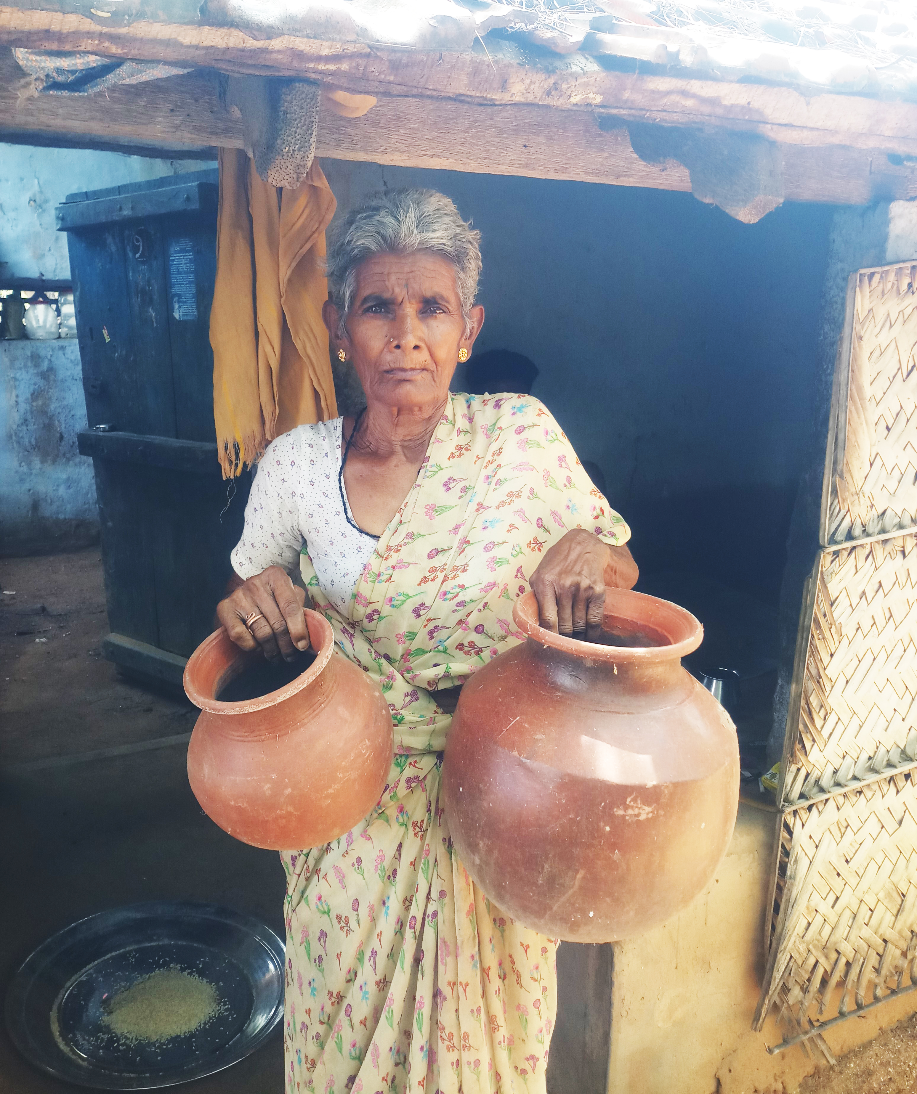 மட்பாண்டம் / சுடுமண் சிற்பம்