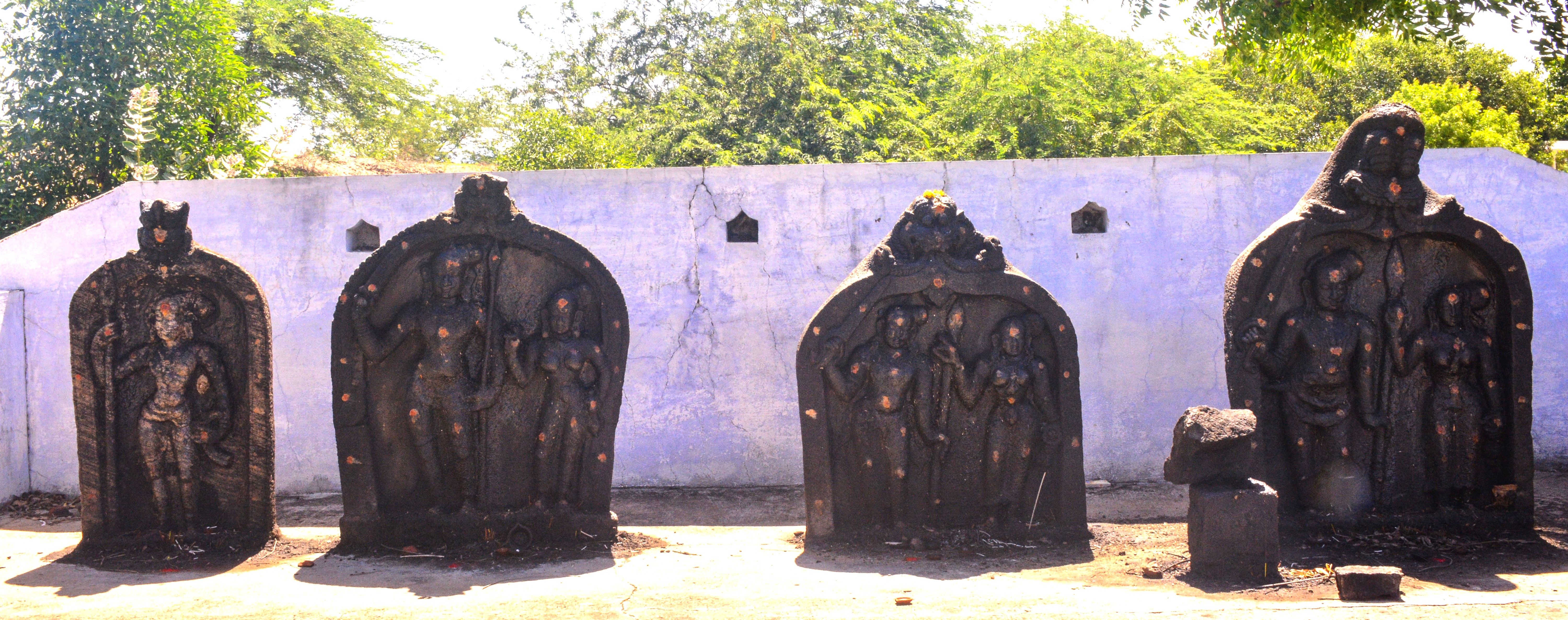 நடுகல் வழிப்பாடு