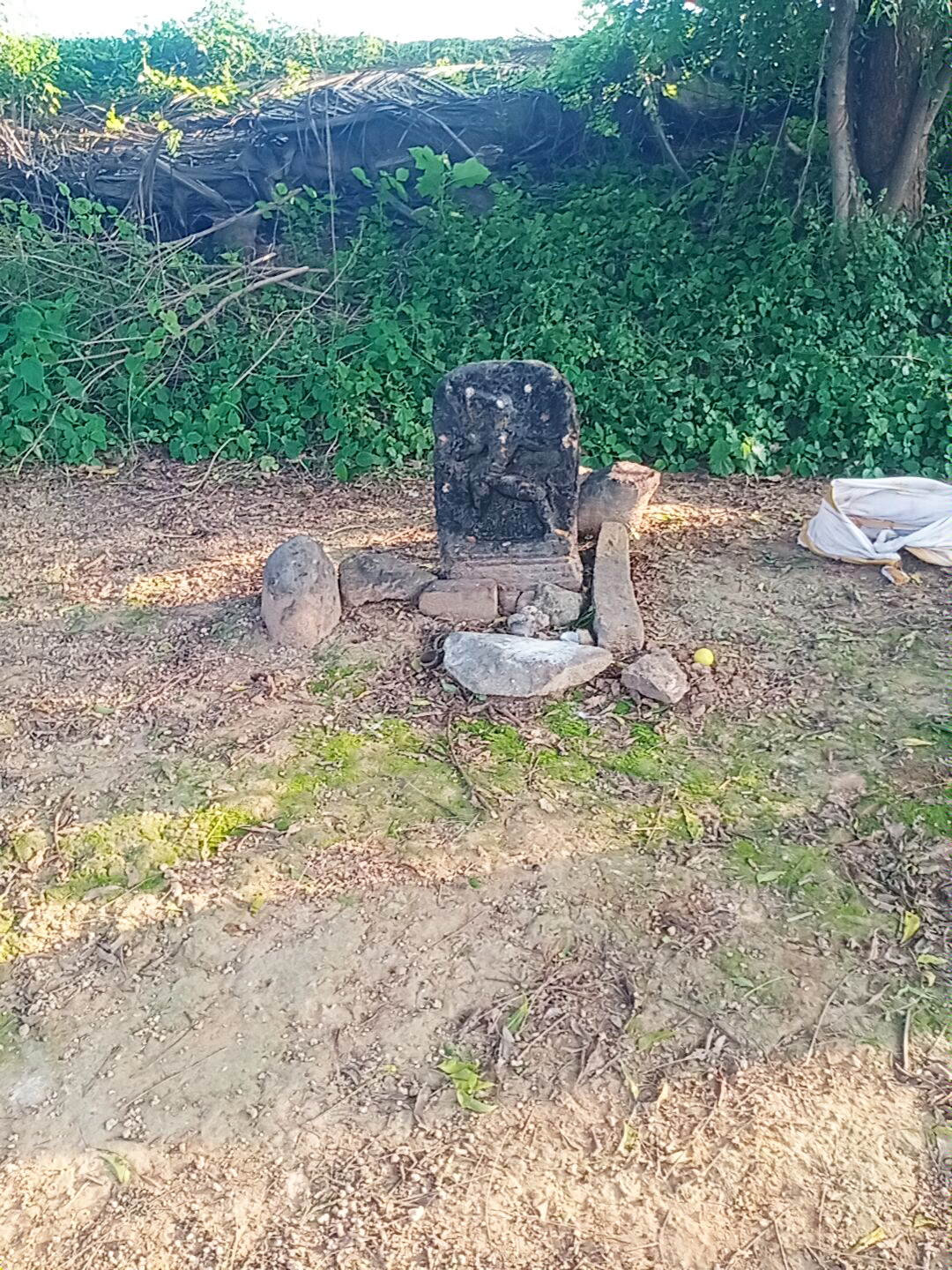 வீரக்கல்