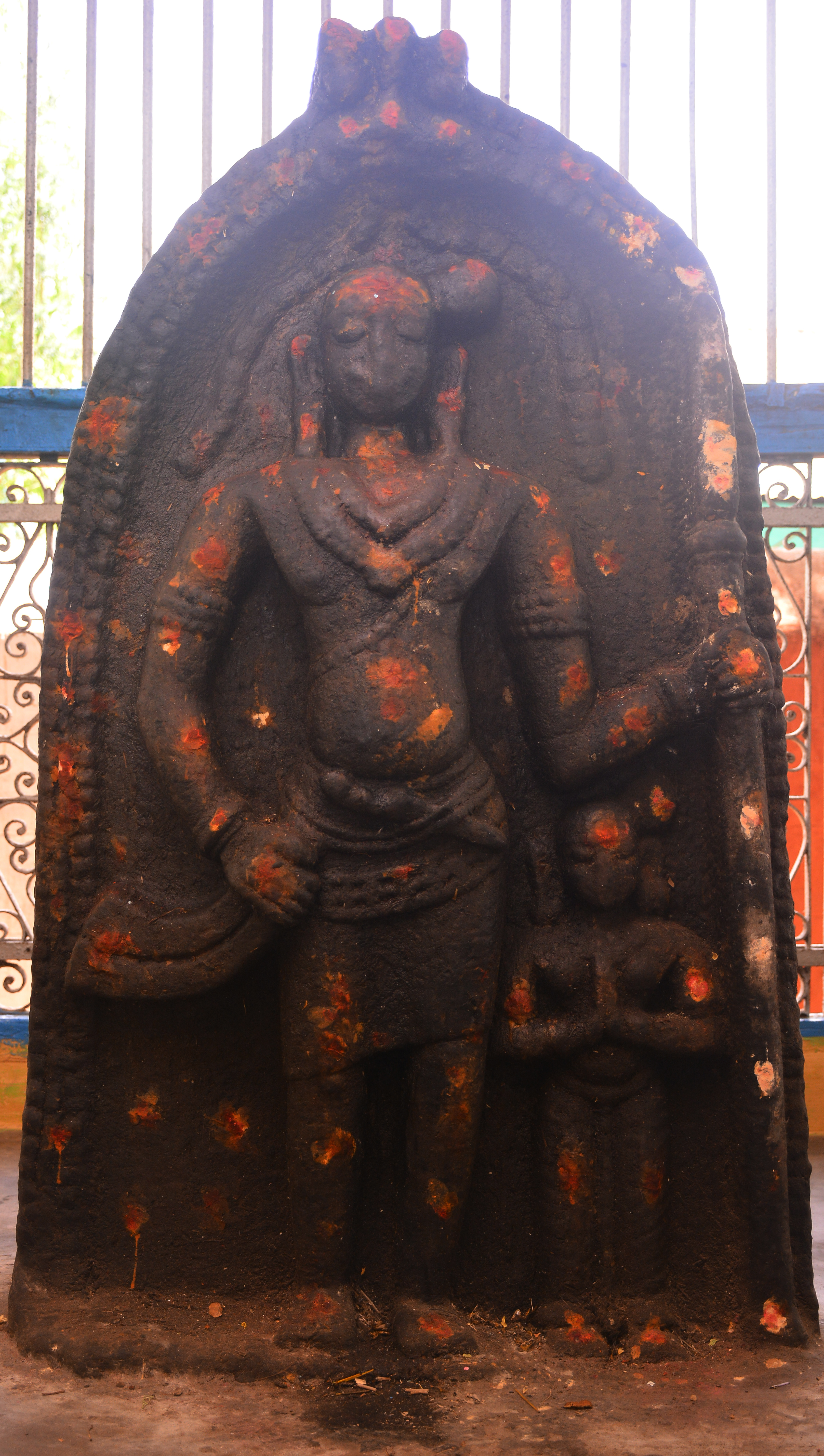 பட்டவன் சாமி நடுகல்