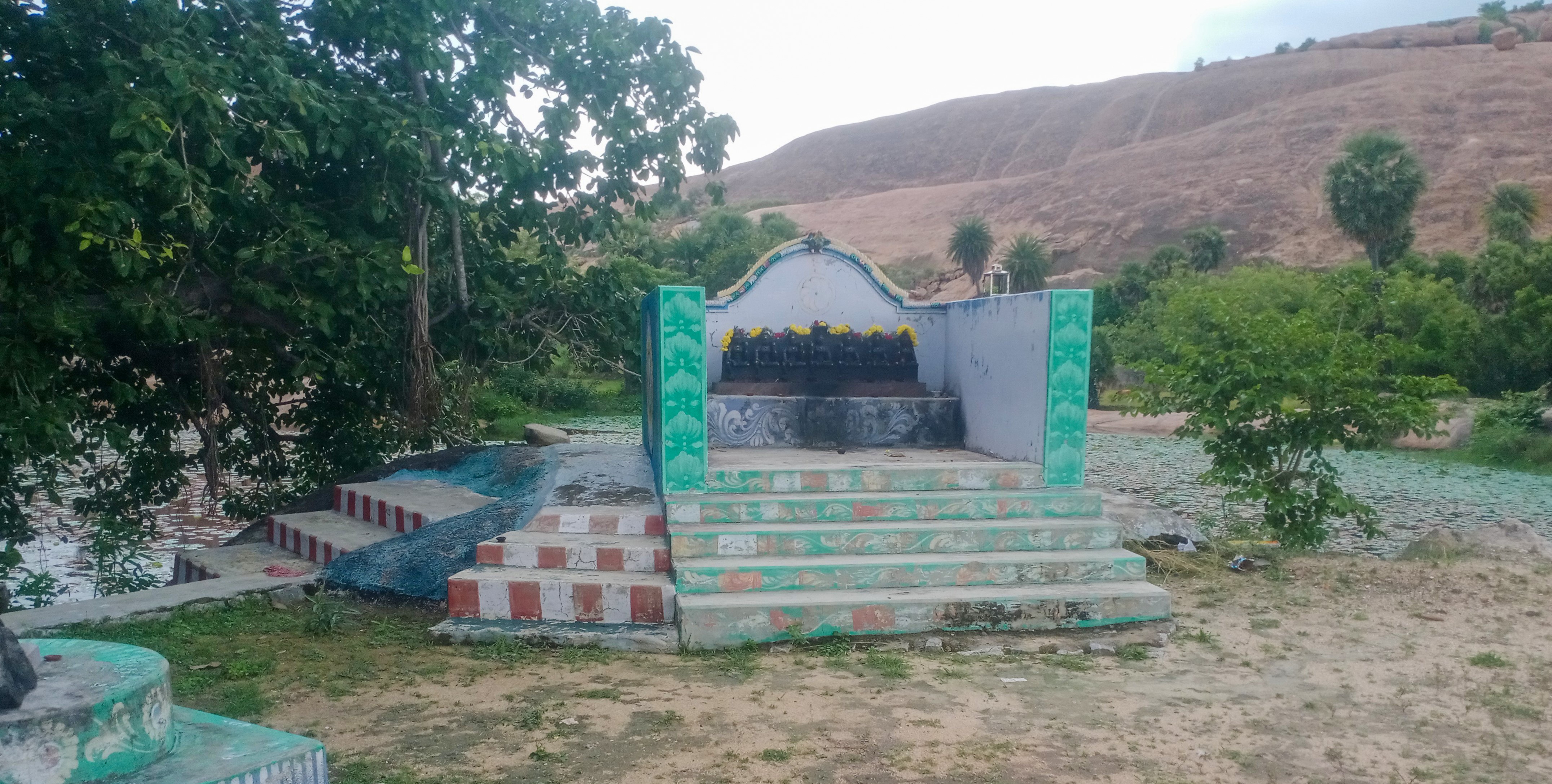 கன்னிமார் கோயில் வளாகம்